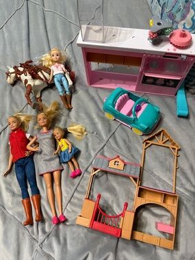 Barbie Mixed Doll Playset with Teal Convertible, Pink Kitchen & Horse